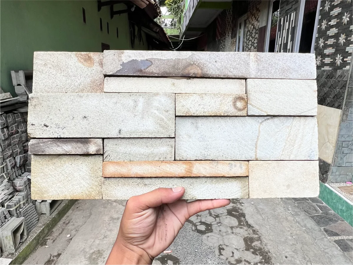 Wall Cladding Batu Alam Cream Susun Random