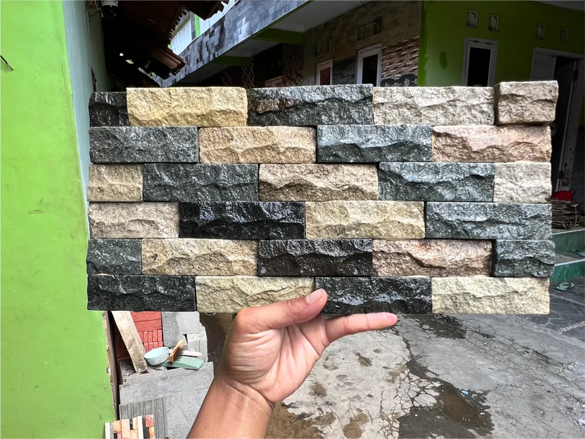 Mozaik Andesit Palimanan Kombinasi