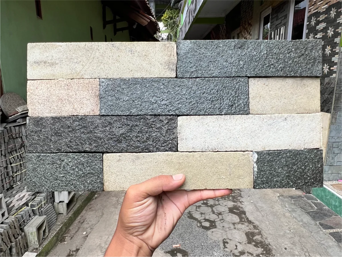 Wall Cladding Batu Alam RTM Random Grey Cream