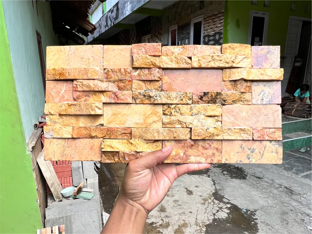 Wall Cladding Batu Alam Mix Marmer Orange Gold