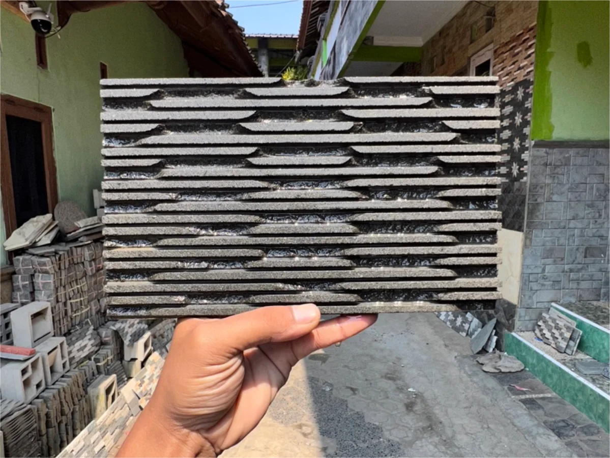 Andesit Kombinasi selang seling 25x30